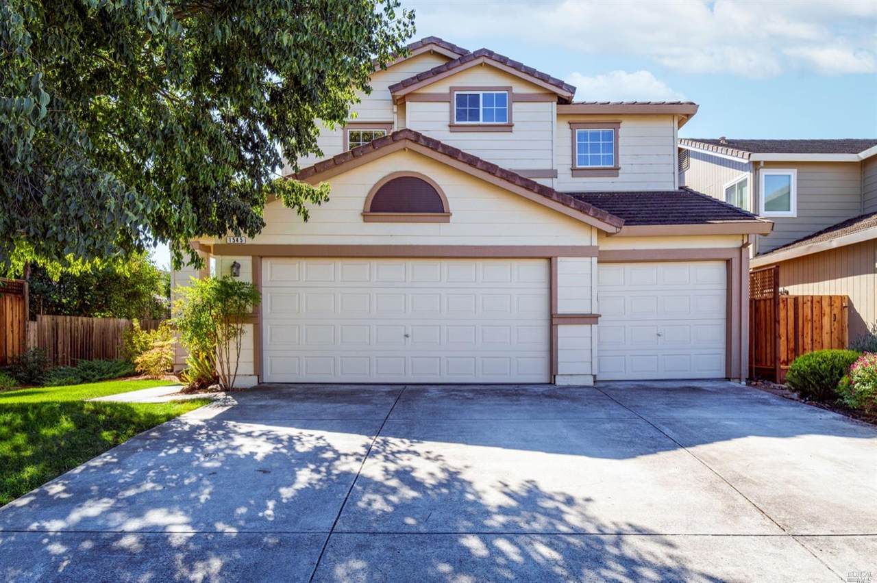 1545 Magnolia Avenue - Photo 1