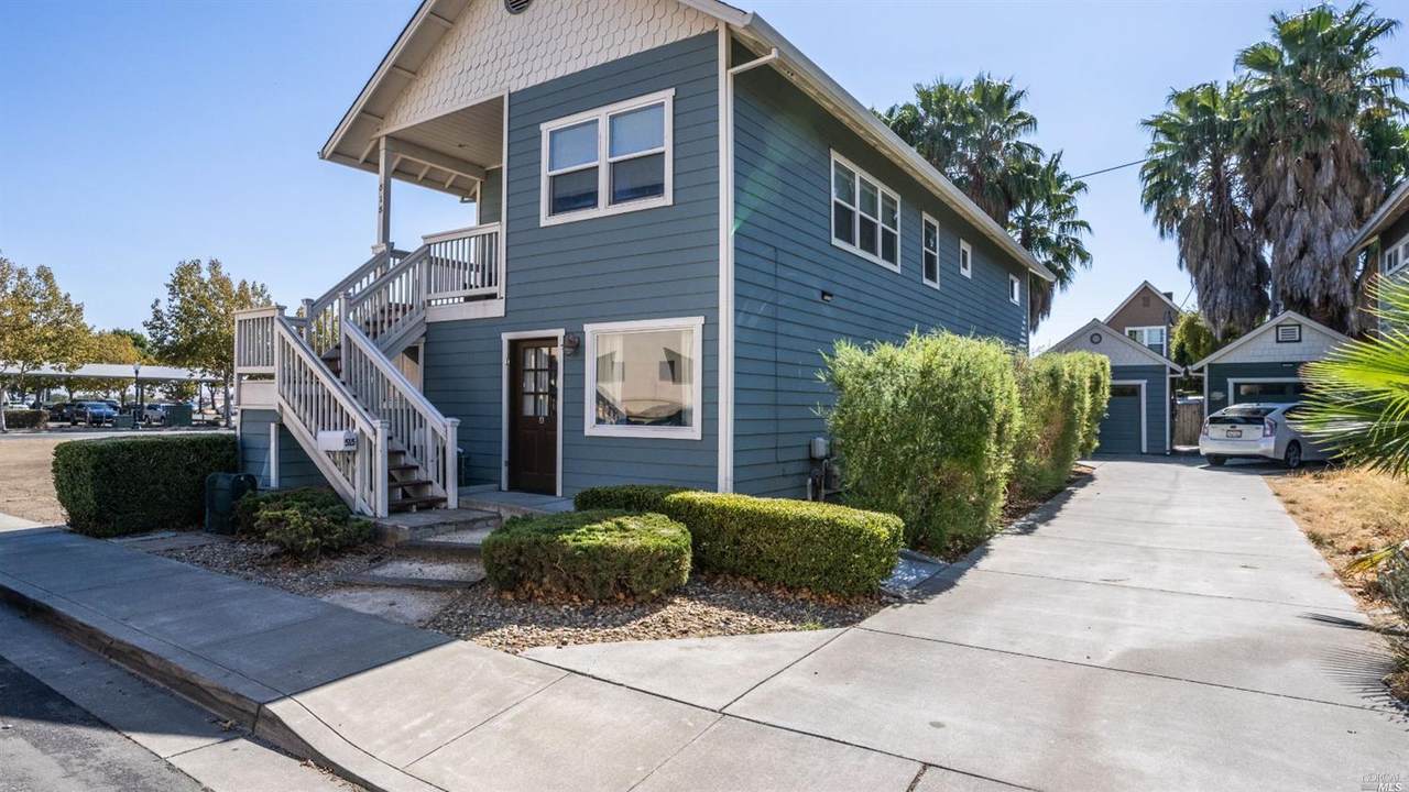 515 Morgan Street - Photo 1