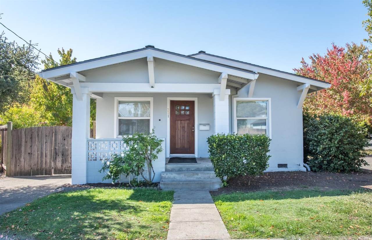 331 E Street - Photo 1