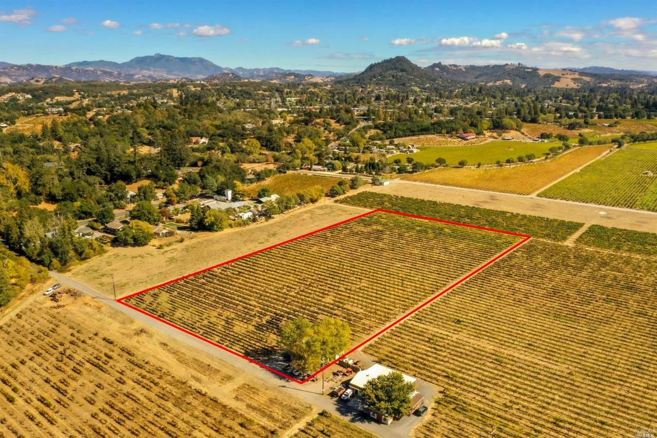 818 Dry Creek Road - Photo 1