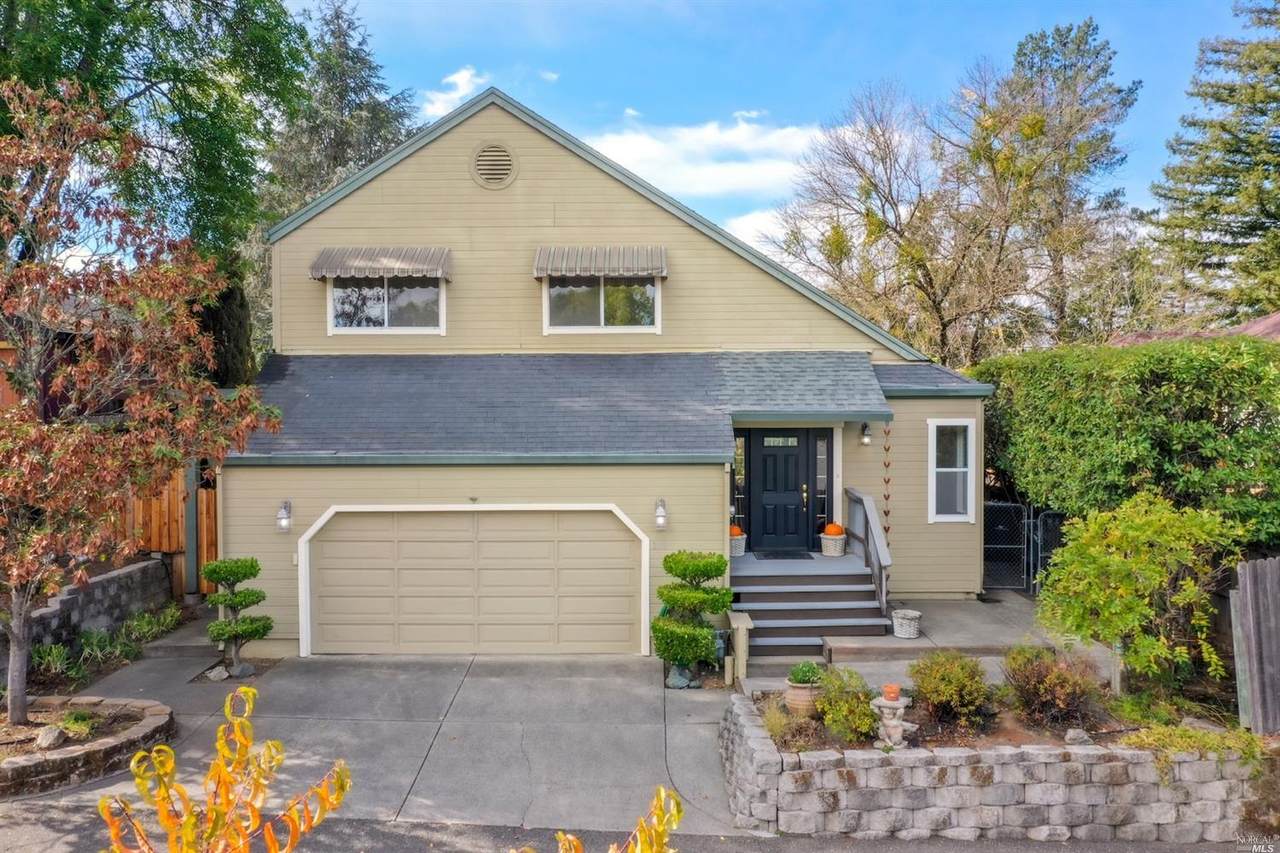 307 Powell Avenue - Photo 1