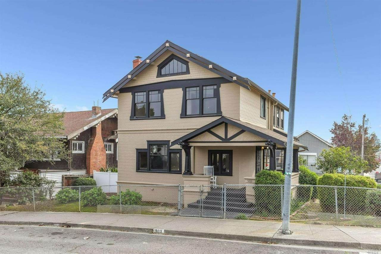 903 Maine Street - Photo 1