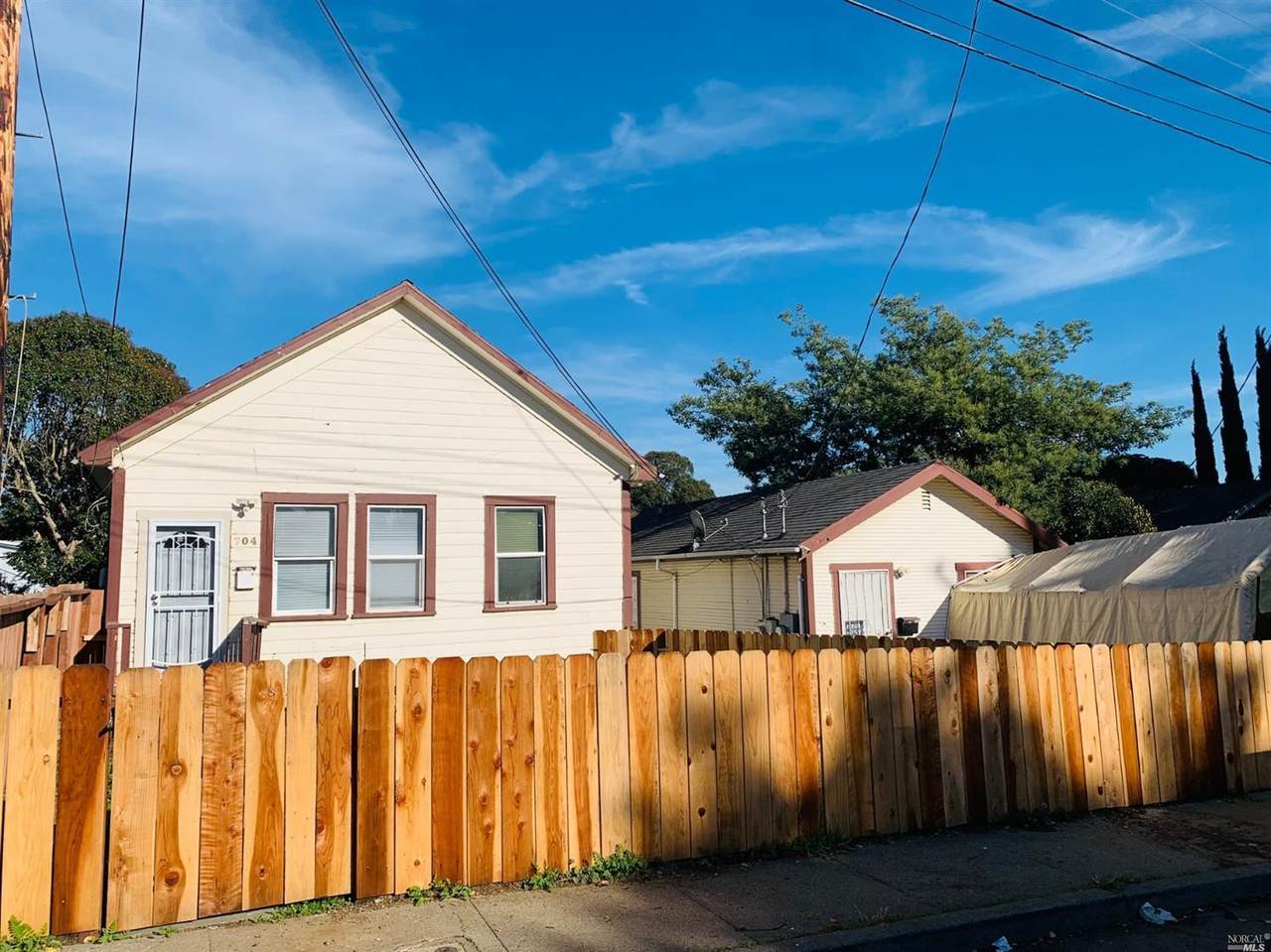704 Sheridan Street - Photo 1