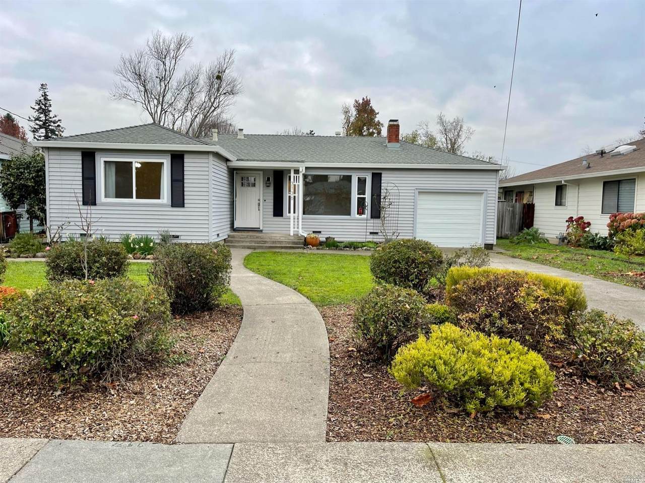 3136 Claremont Drive - Photo 1