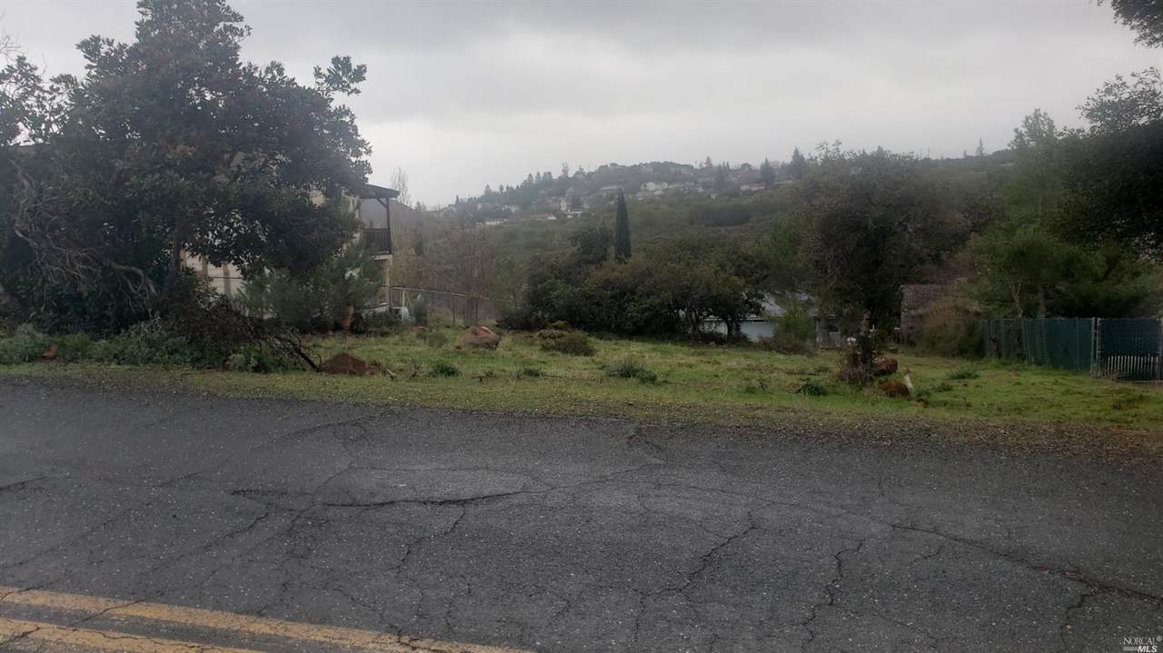 9115 Fairway Drive - Photo 1