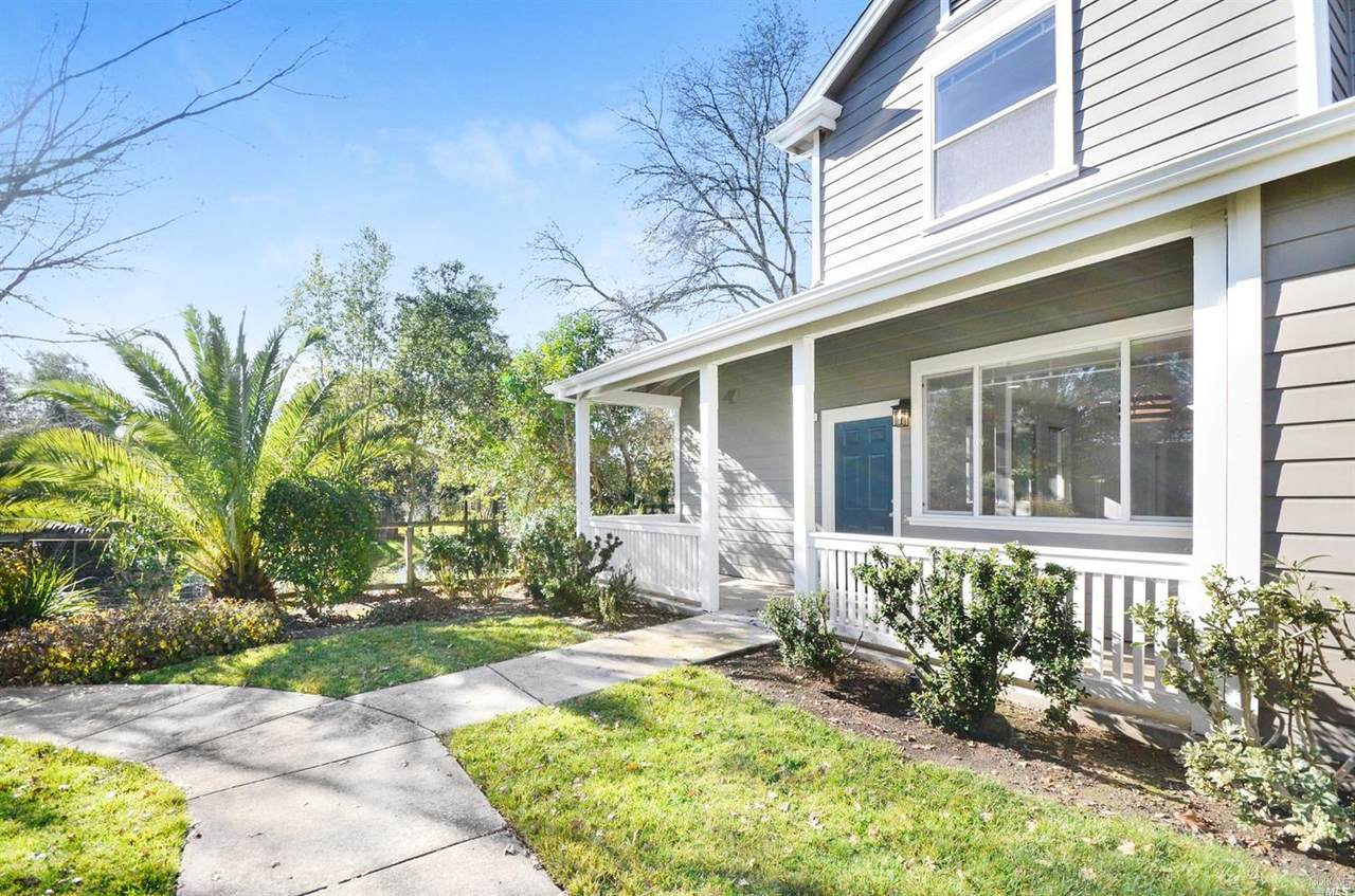 842 3rd Street - Photo 1