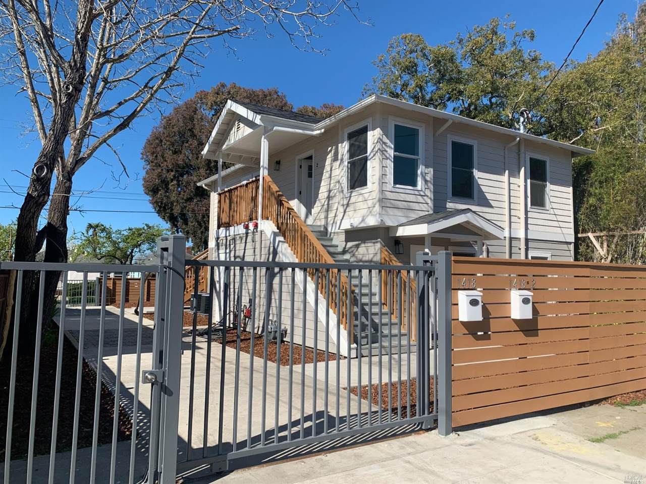 1418 Northside Avenue - Photo 1