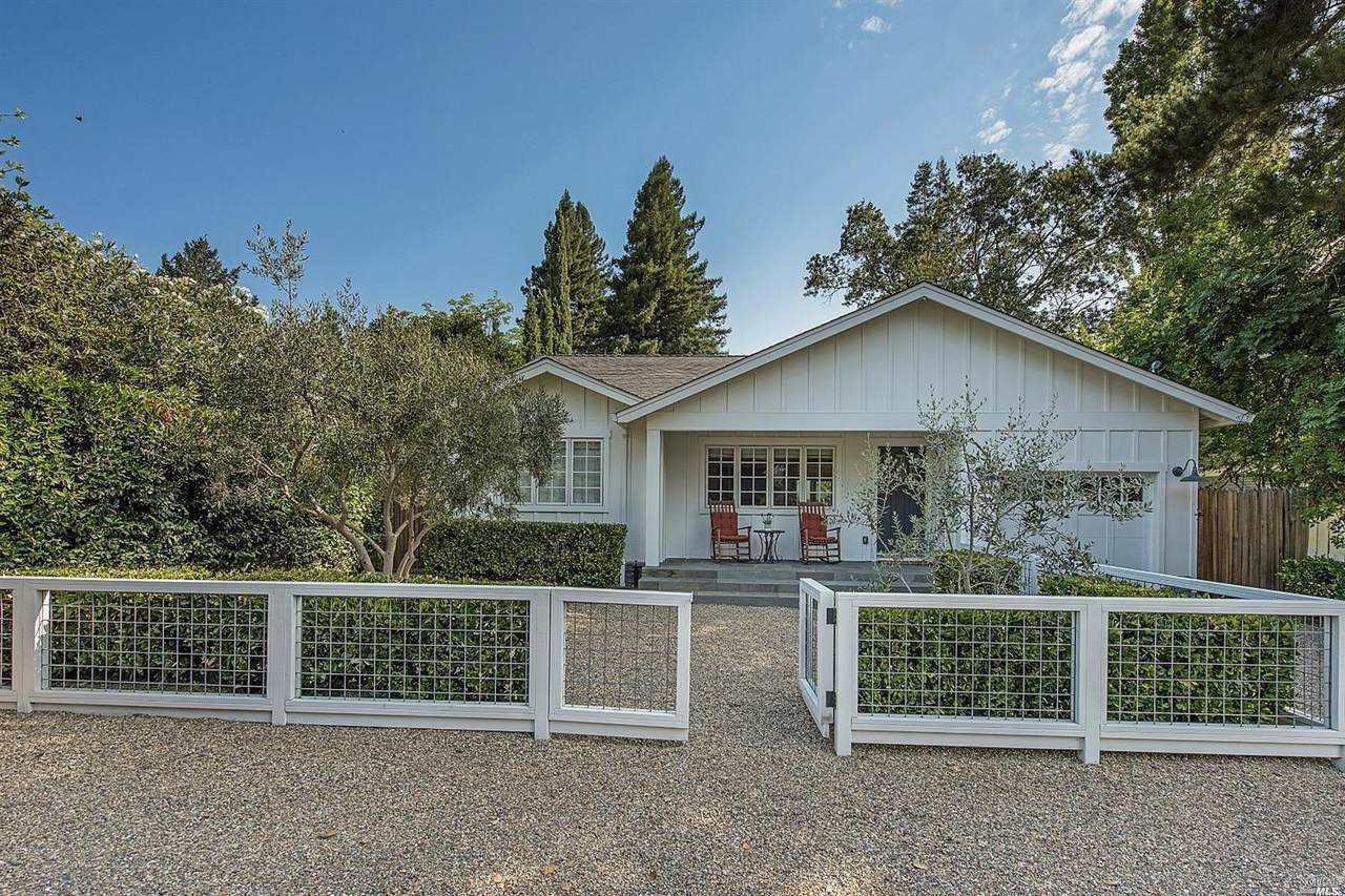 1648 Scott Street - Photo 1