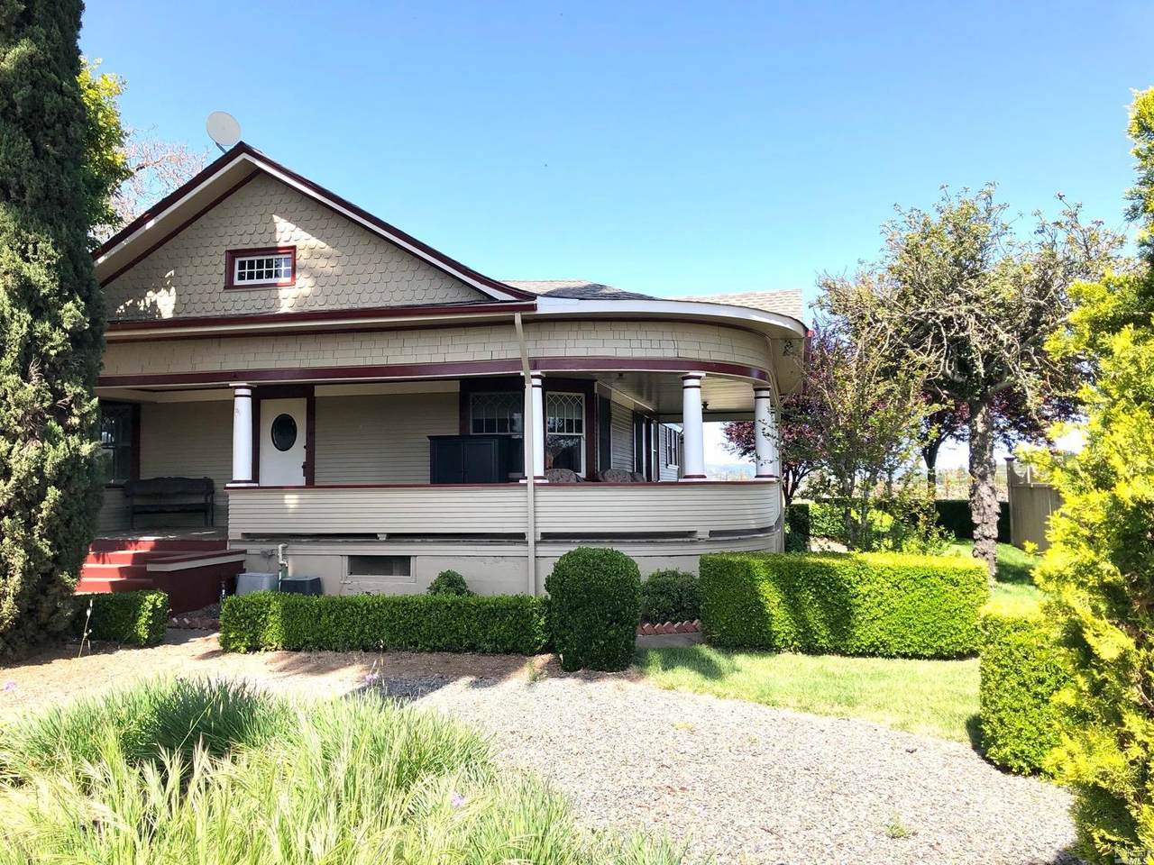 3575 Lambert Bridge Road - Photo 1