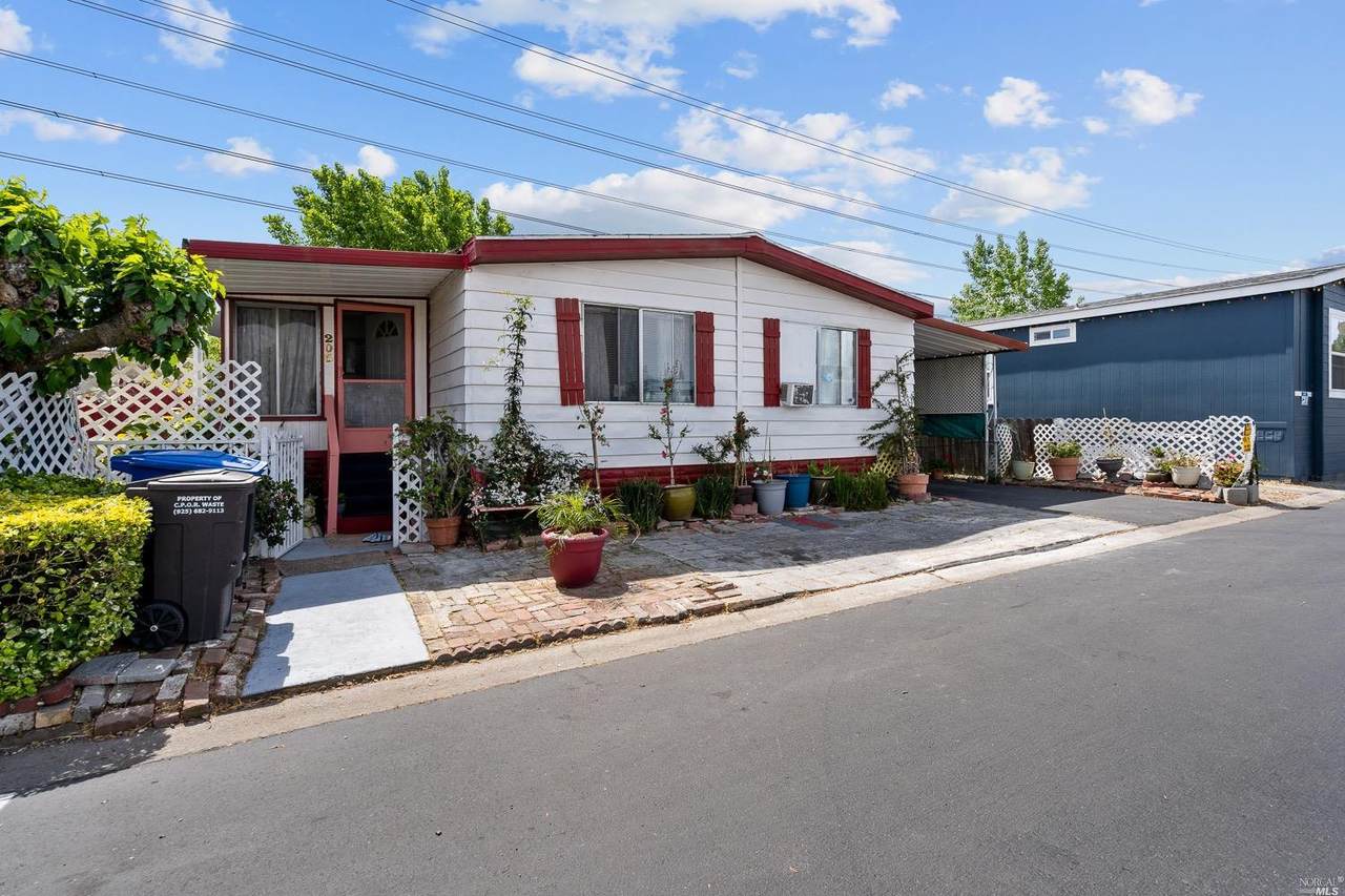 203 Bernauer Drive - Photo 1