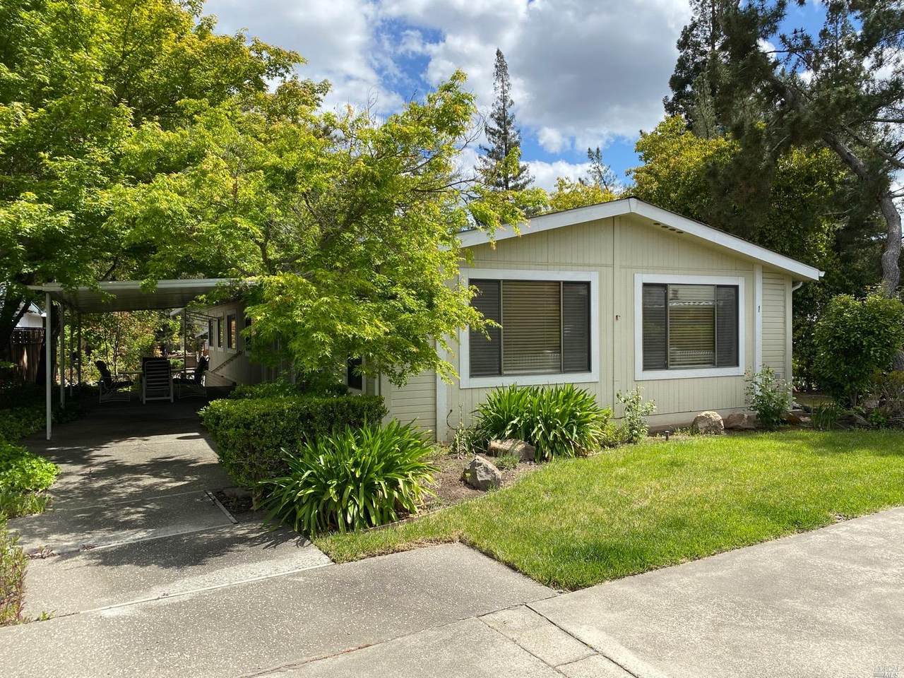 1 Redondo Court - Photo 1