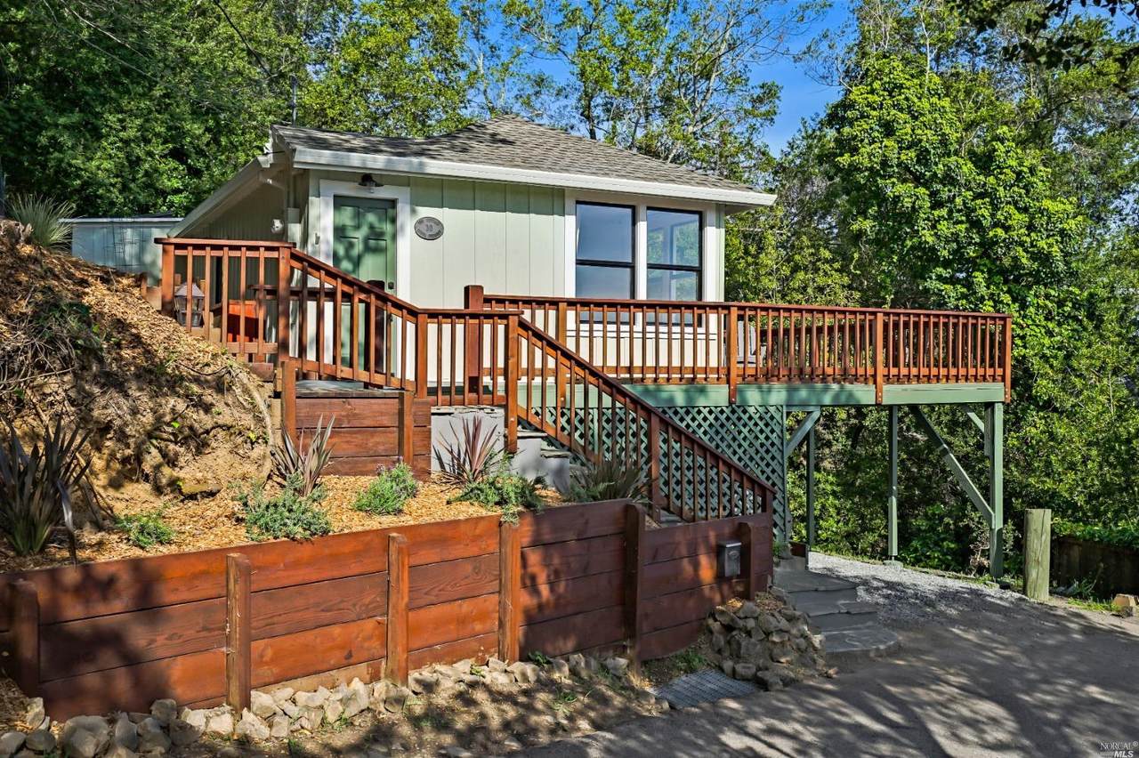 30 Upper Fremont Drive - Photo 1