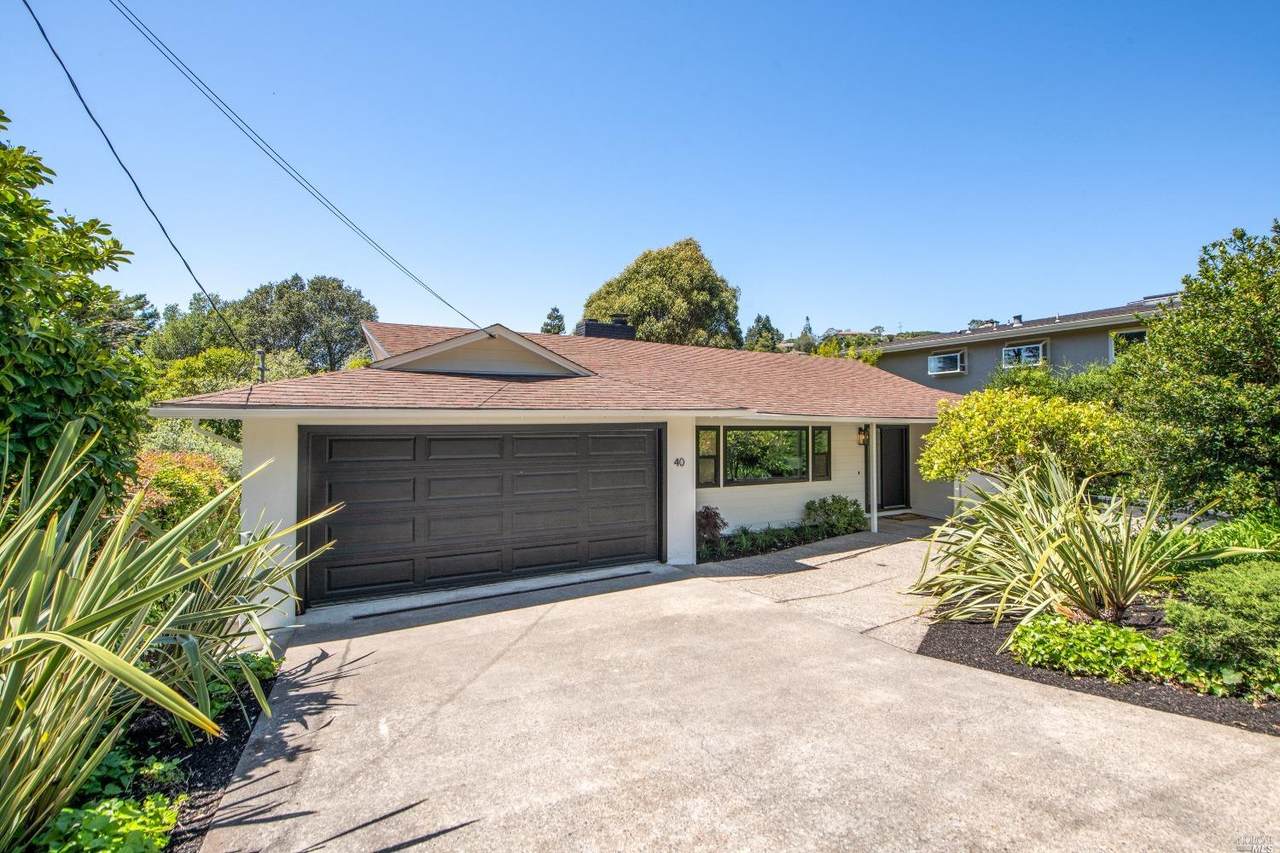 40 Keats Drive - Photo 1