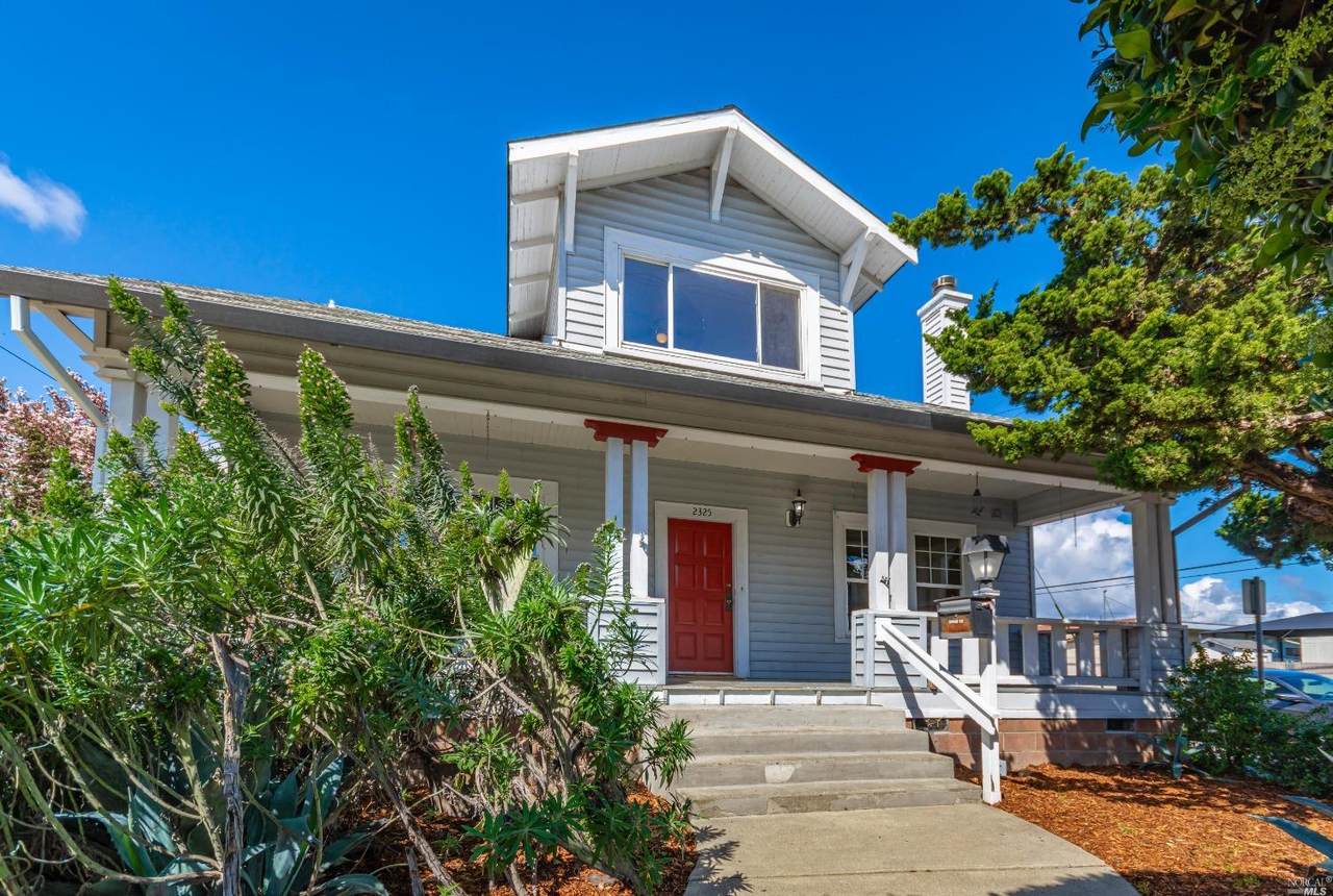 2325 Georgia Street - Photo 1
