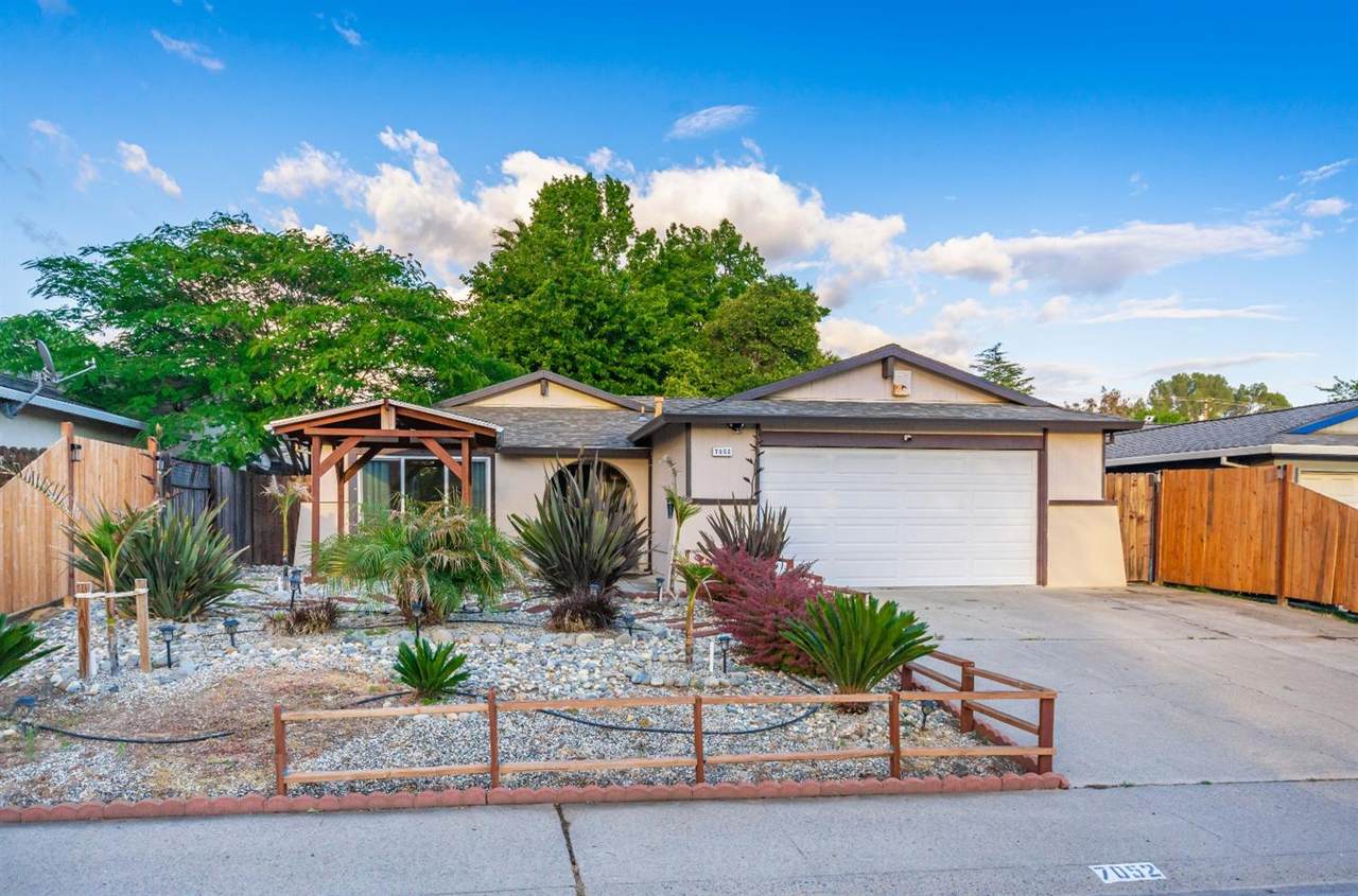 7052 Kilkenny Drive - Photo 1