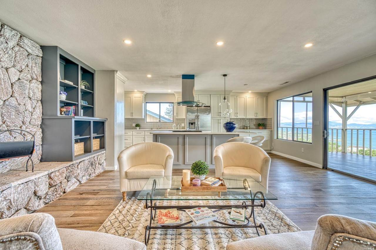 3207 Skyline Drive - Photo 1