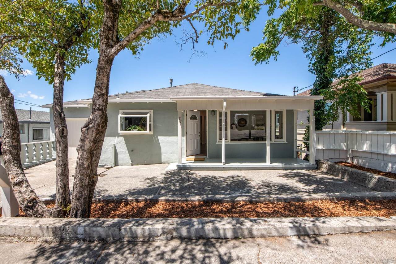 27 Valencia Avenue - Photo 1
