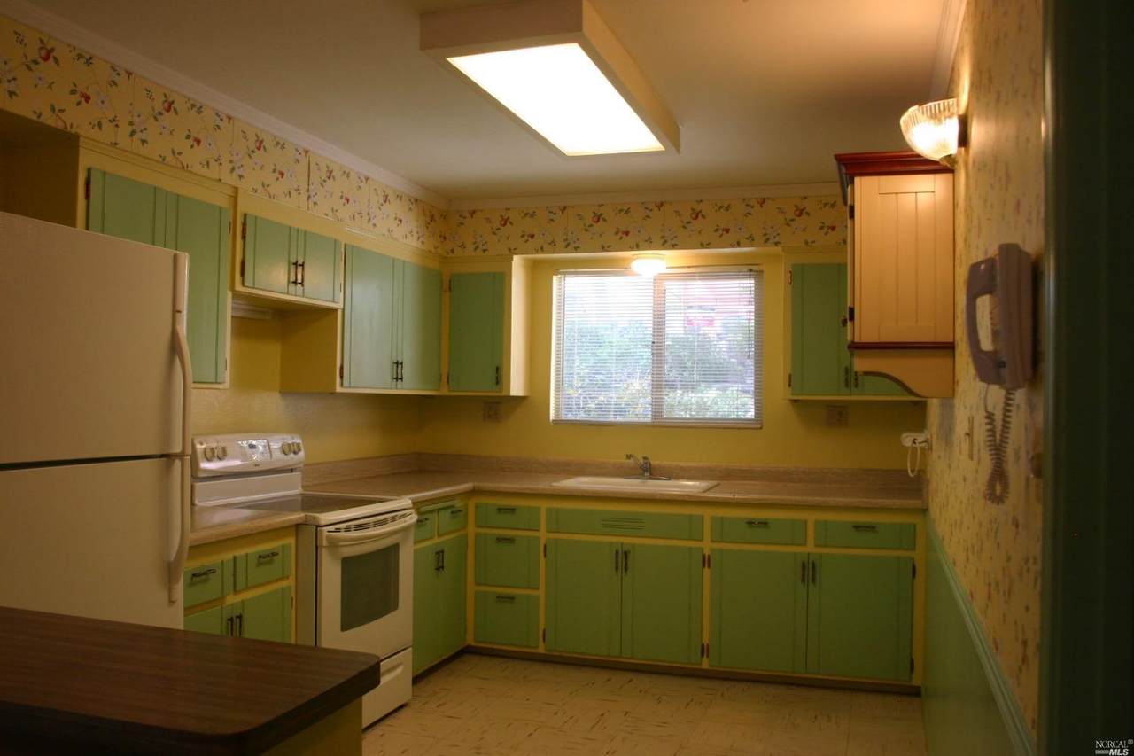945 Central Park Drive - Photo 1