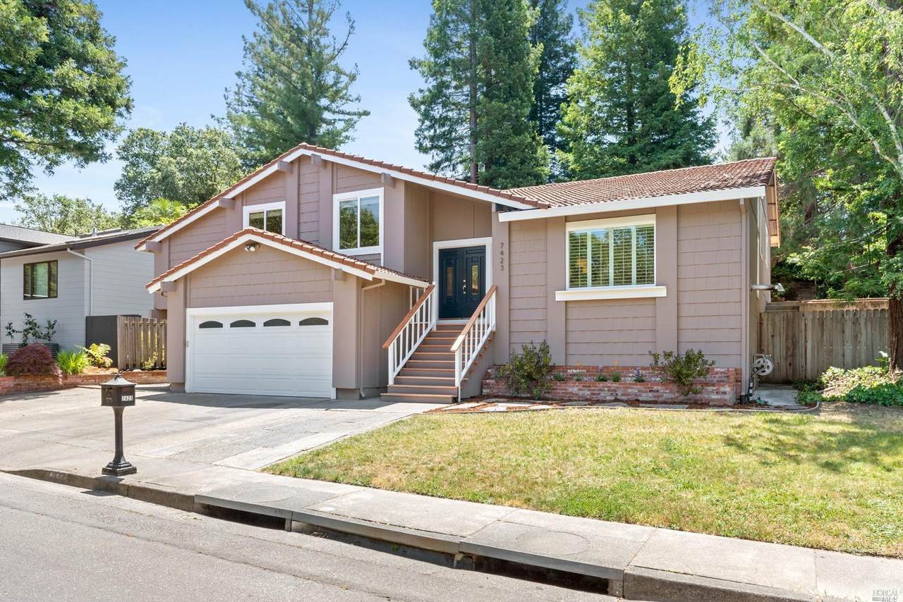 7423 Hayden Avenue - Photo 1