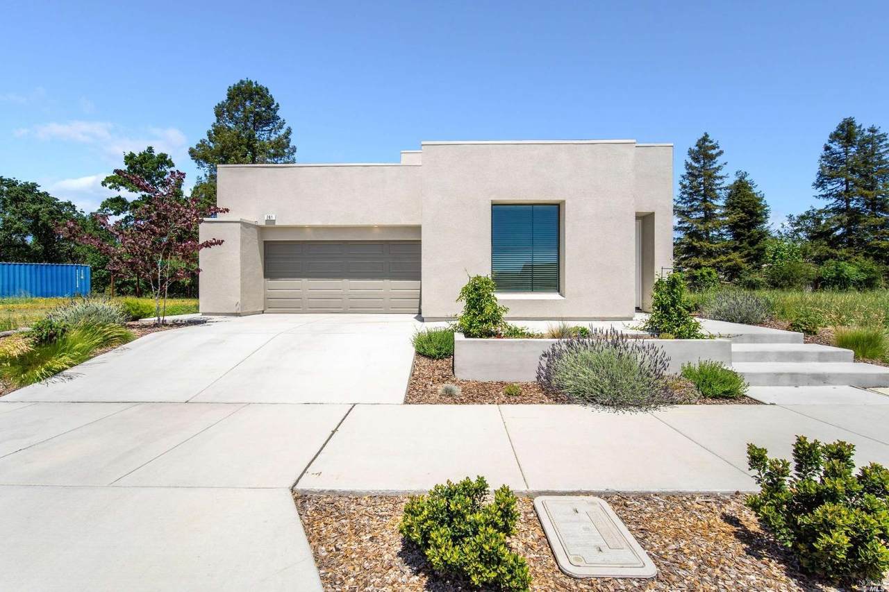 261 Spanish Oak Drive - Photo 1