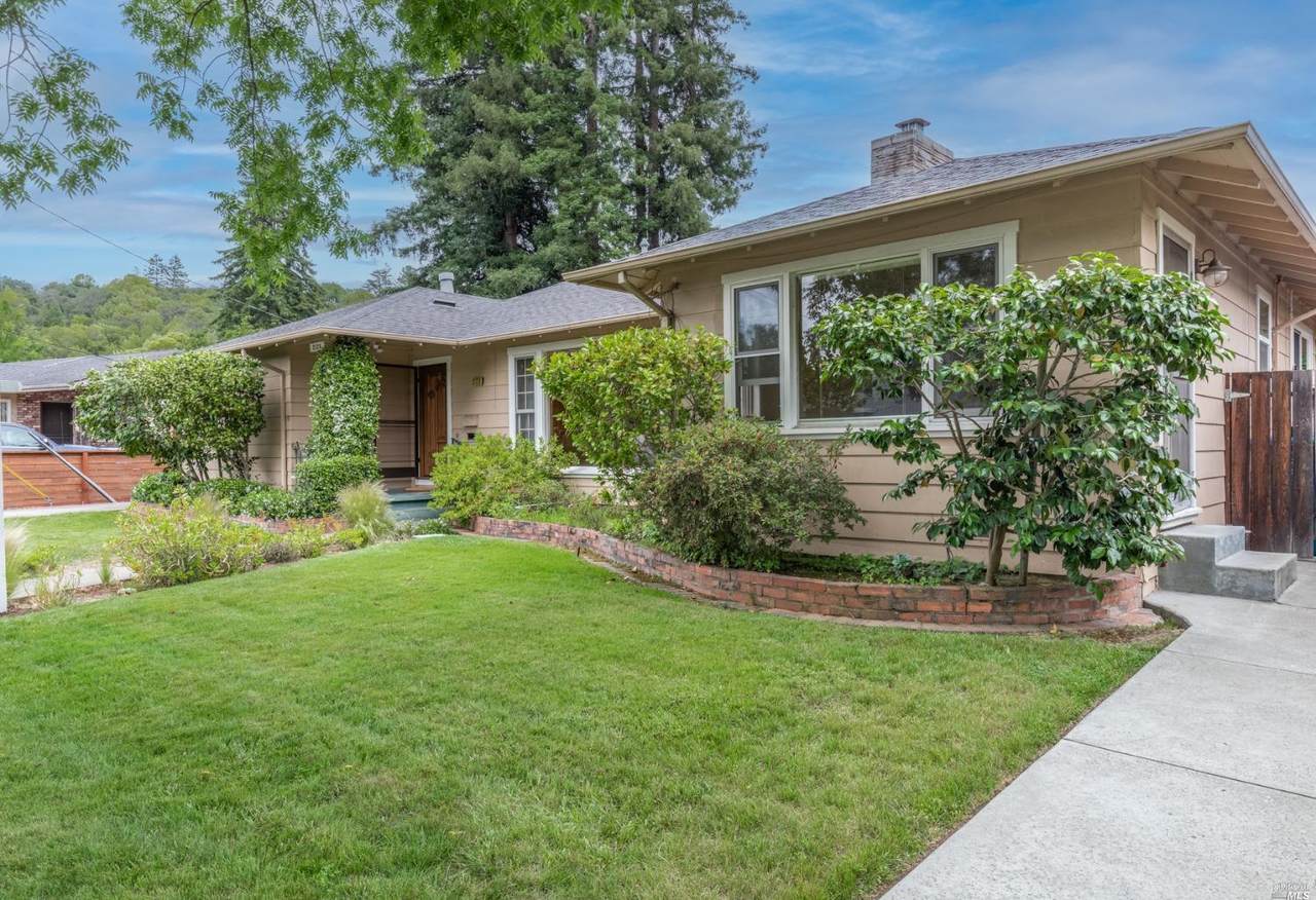 2128 Haven Drive - Photo 1