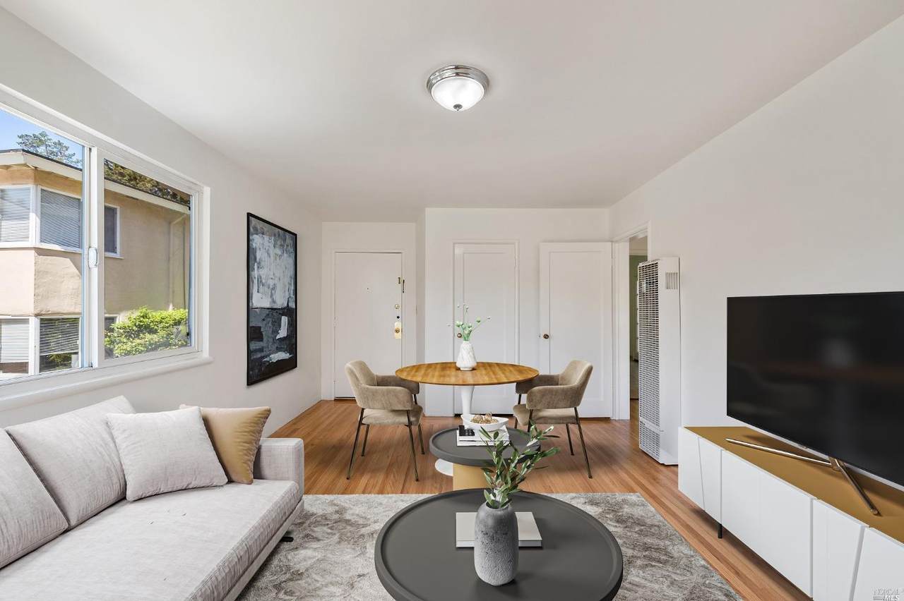 343 Somerset Road - Photo 1