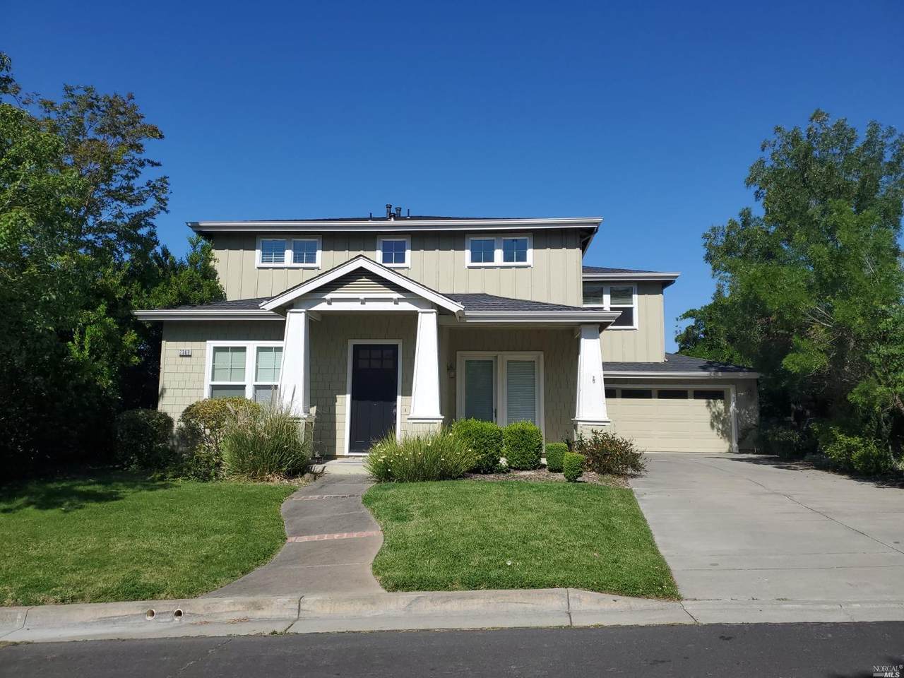 2369 Lansdowne Place - Photo 1