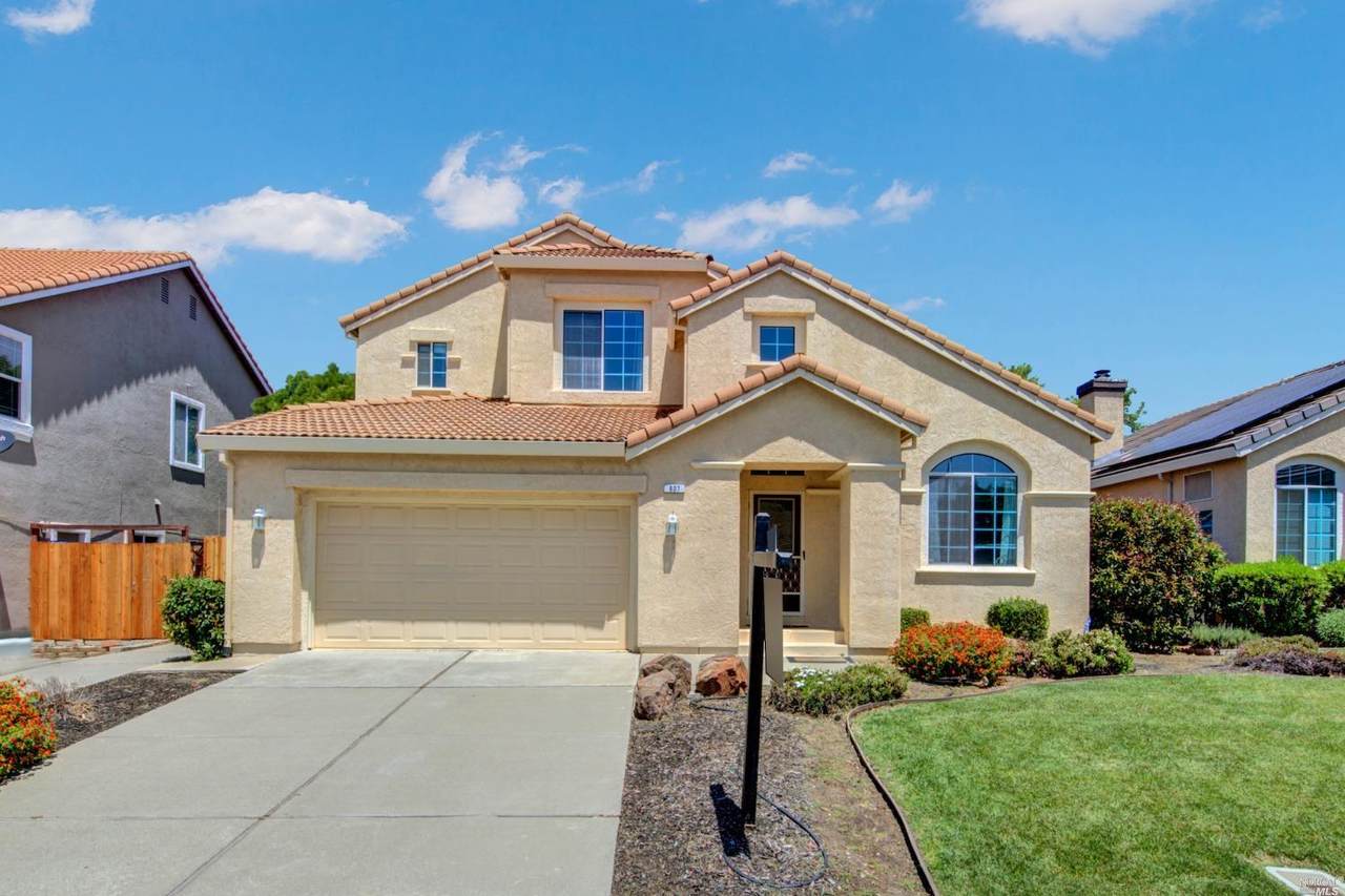 607 Edenderry Drive - Photo 1