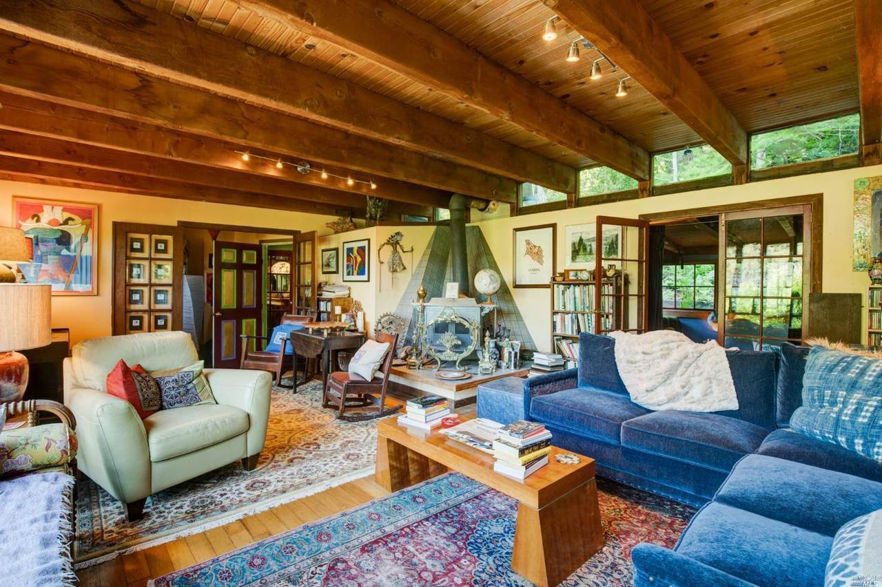 32 Spring Road - Photo 1