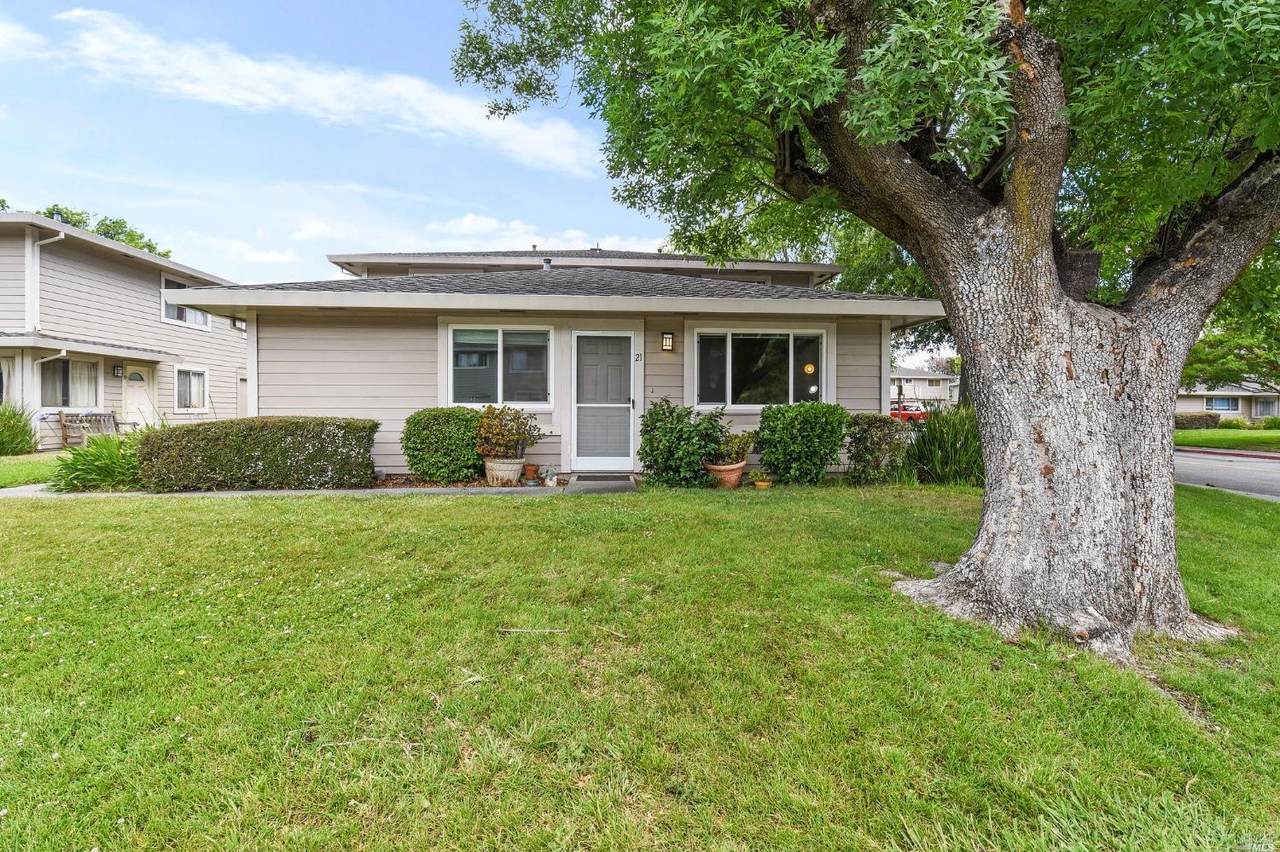 21 Modoc Place - Photo 1