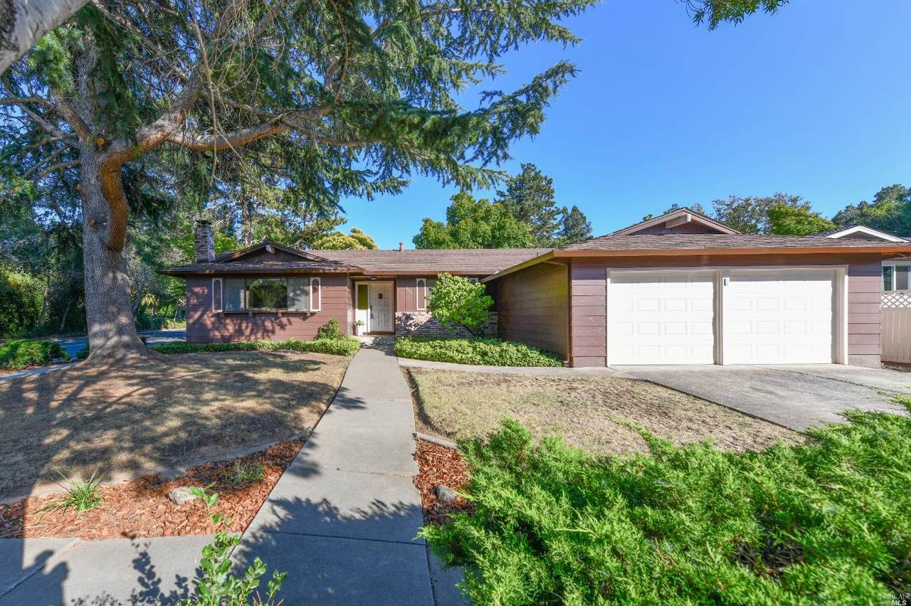 2991 Woodcrest Drive - Photo 1