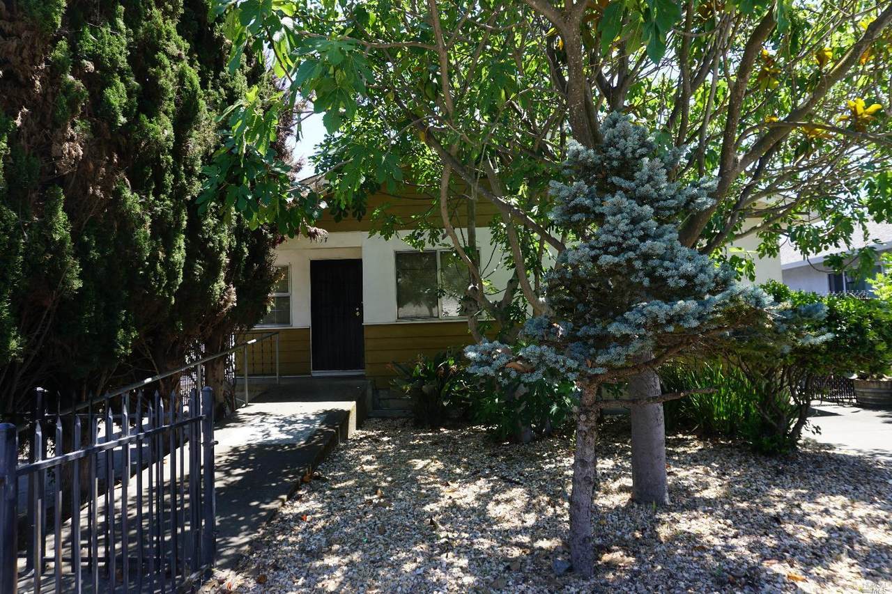 1117 Indiana Street - Photo 1