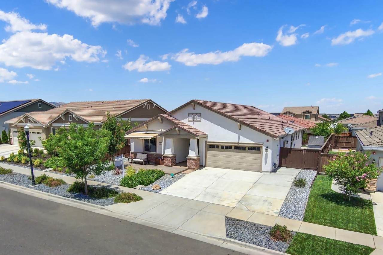 951 Kennedy Drive - Photo 1