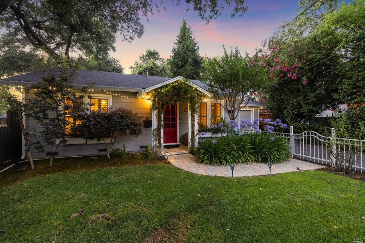 385 Walnut Avenue - Photo 1