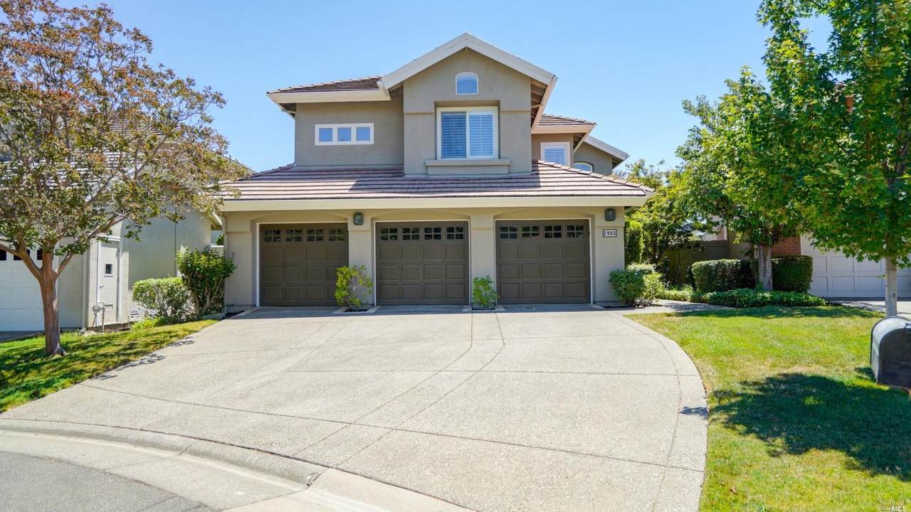 2905 Quail Hollow Drive - Photo 1