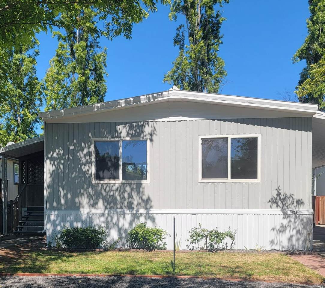 123 Verde Circle - Photo 1