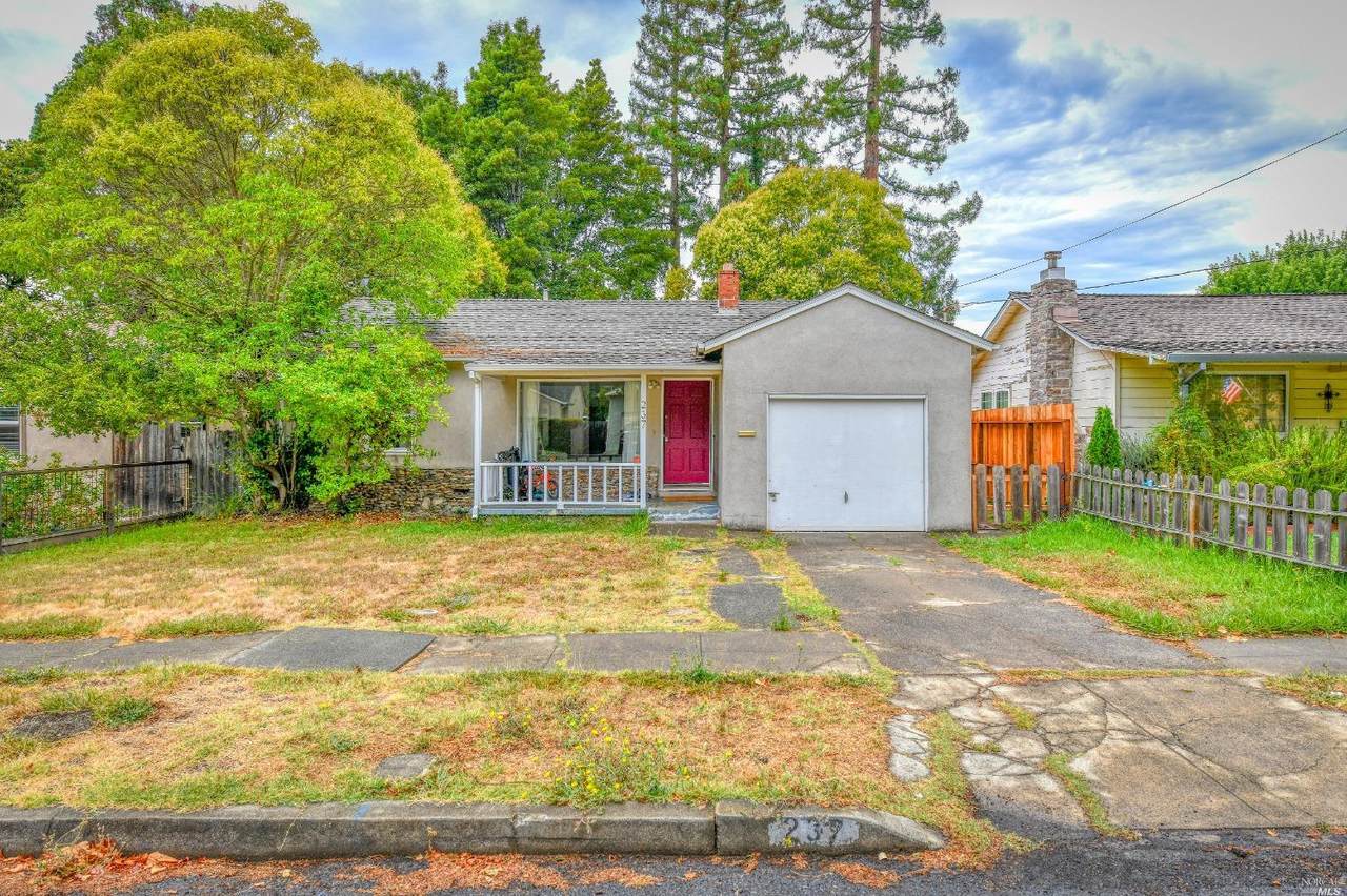 237 Montgomery Street - Photo 1