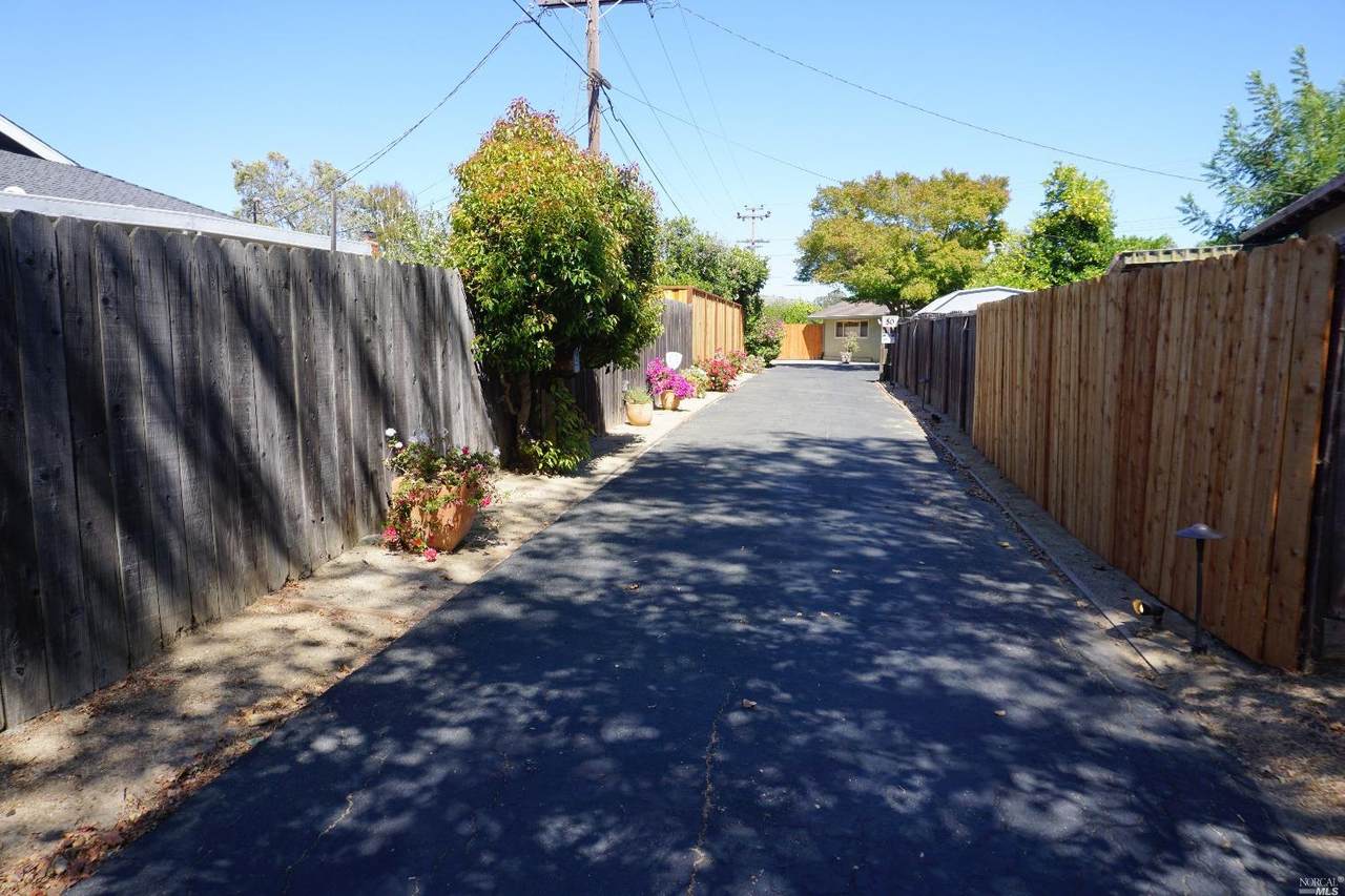 50 Bidwell Way - Photo 1