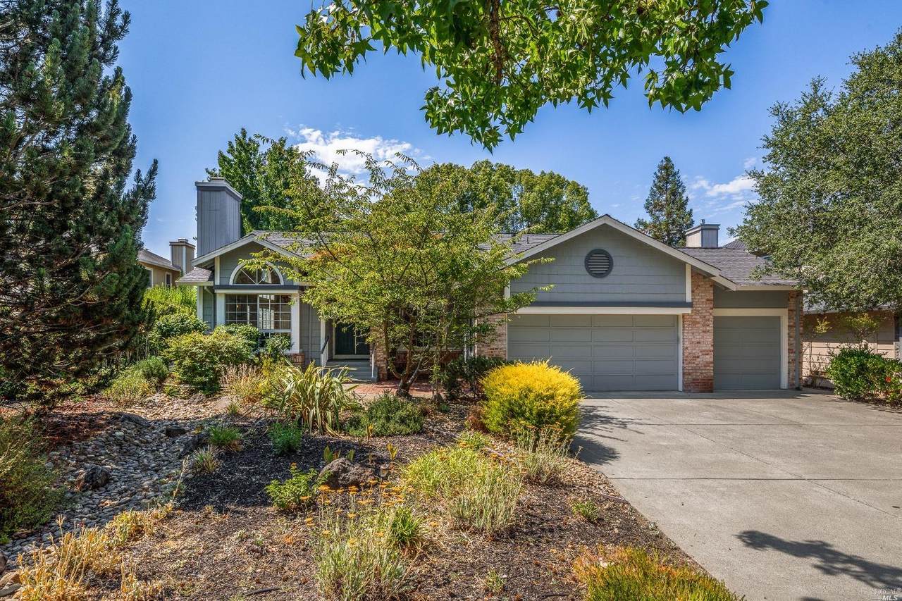 328 Windflower Court - Photo 1