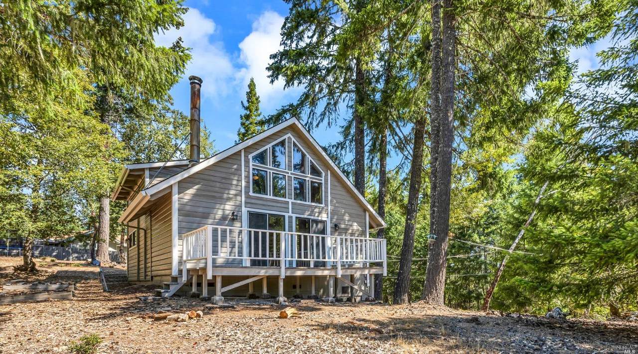 24820 Clover Circle - Photo 1