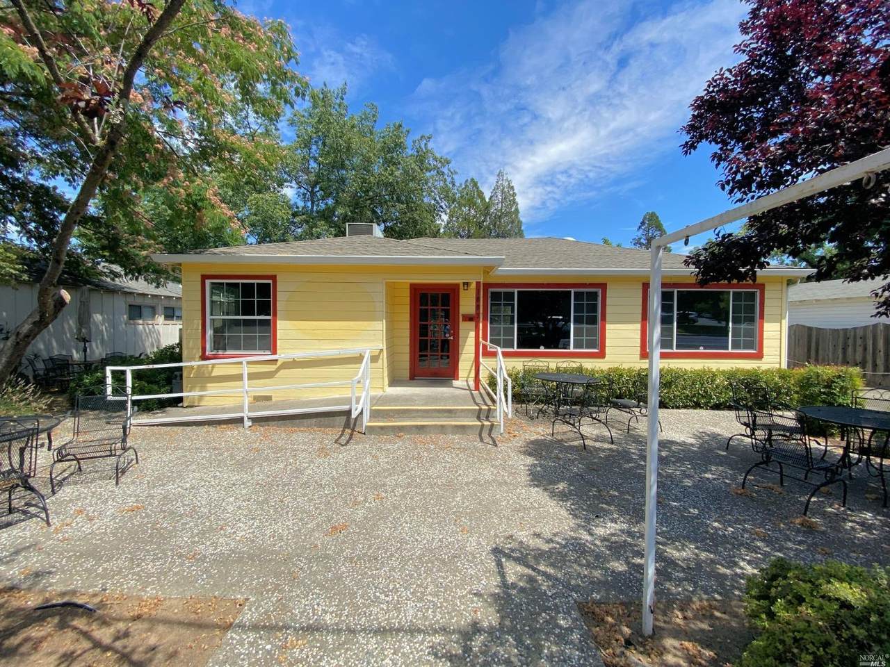 1093 Dora Street - Photo 1