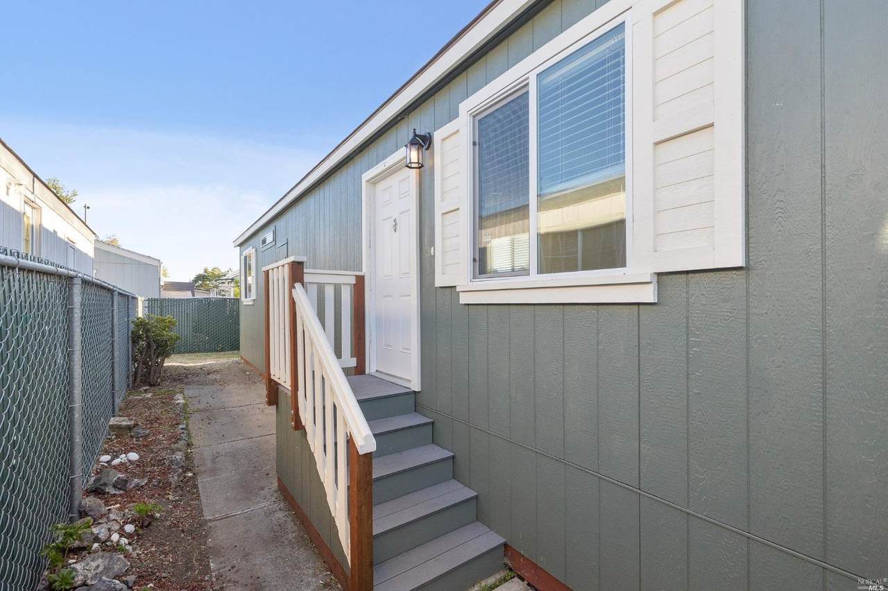 2130 Redwood Highway - Photo 1