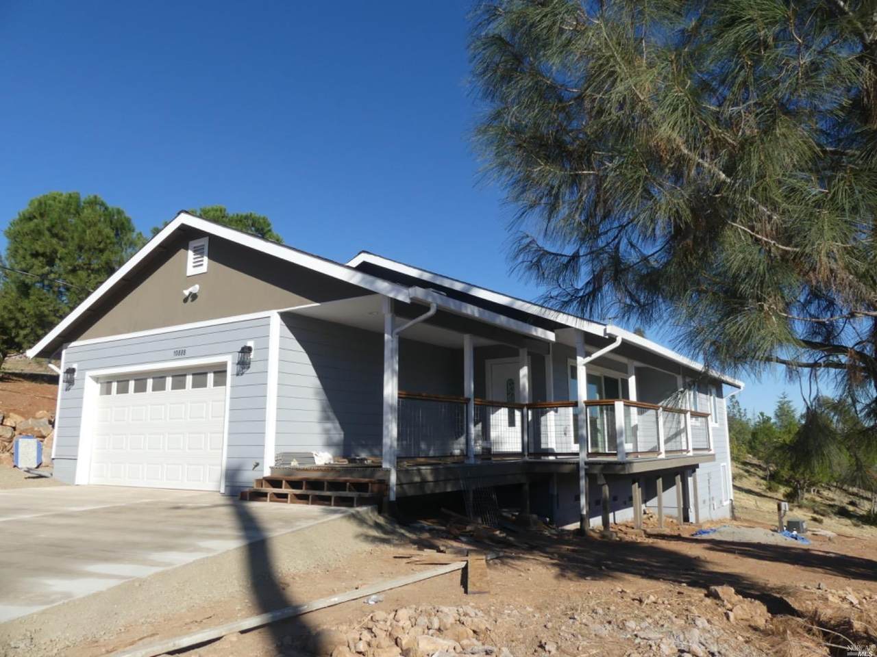 10888 Skyview Drive - Photo 1