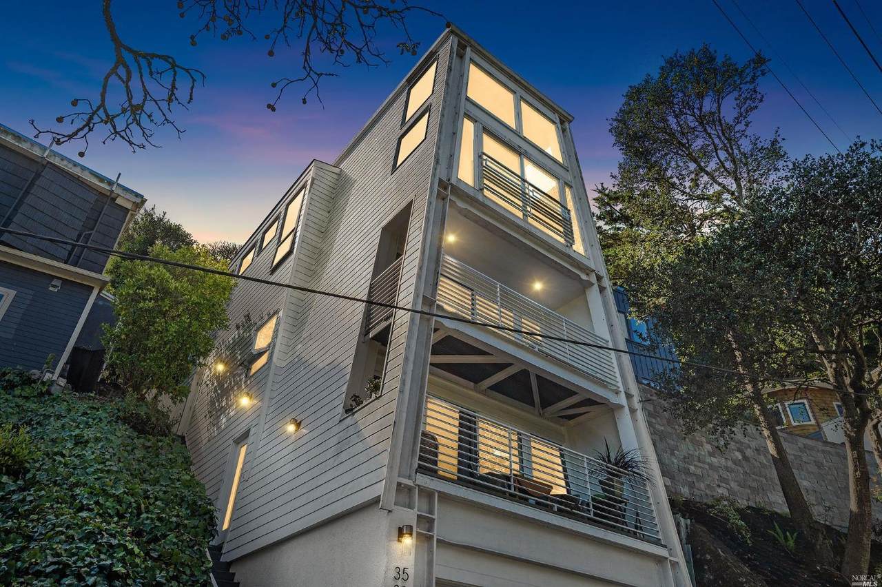 33 Crescent Avenue - Photo 1