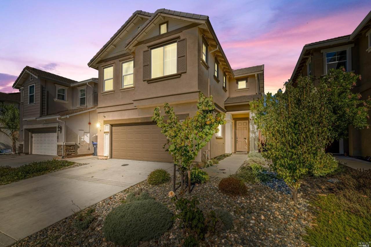 1709 Carswell Lane - Photo 1