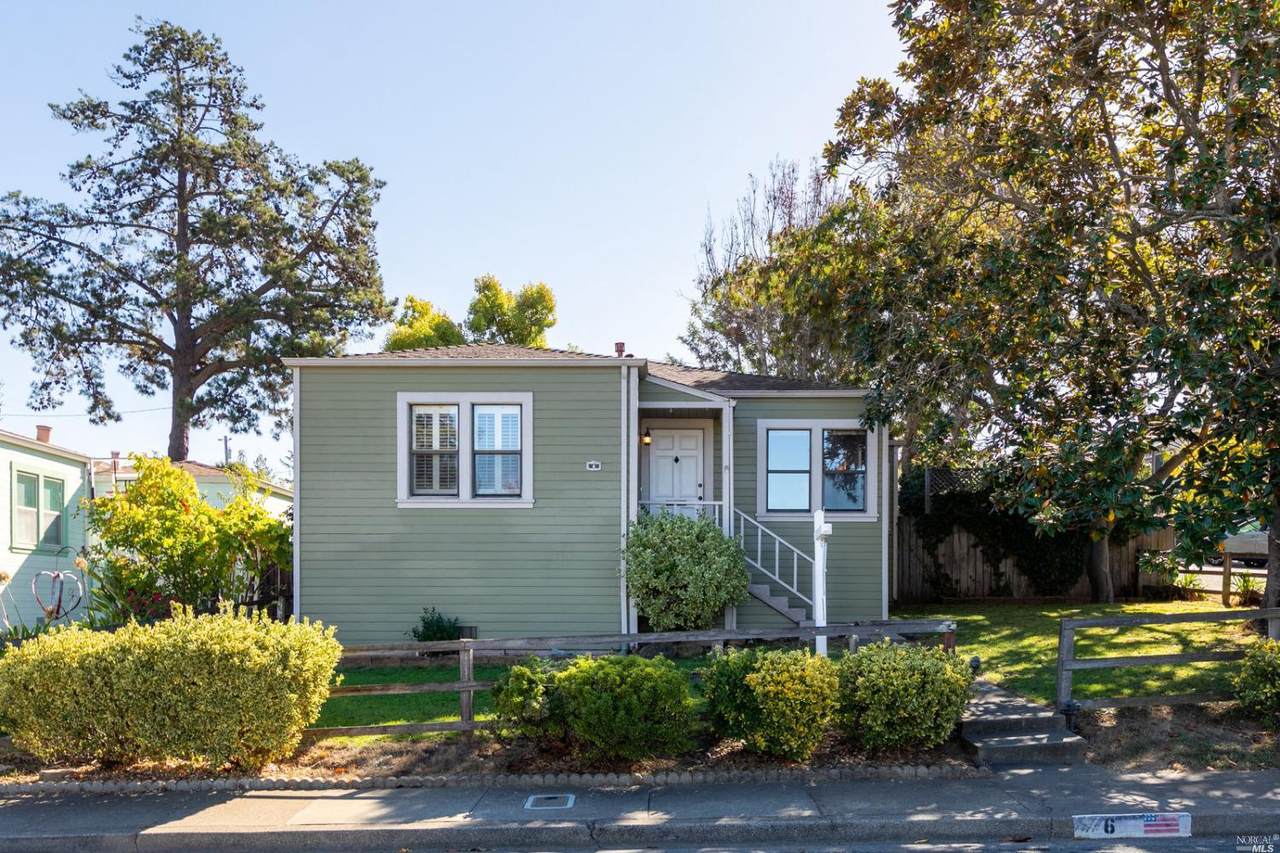 6 View Street - Photo 1