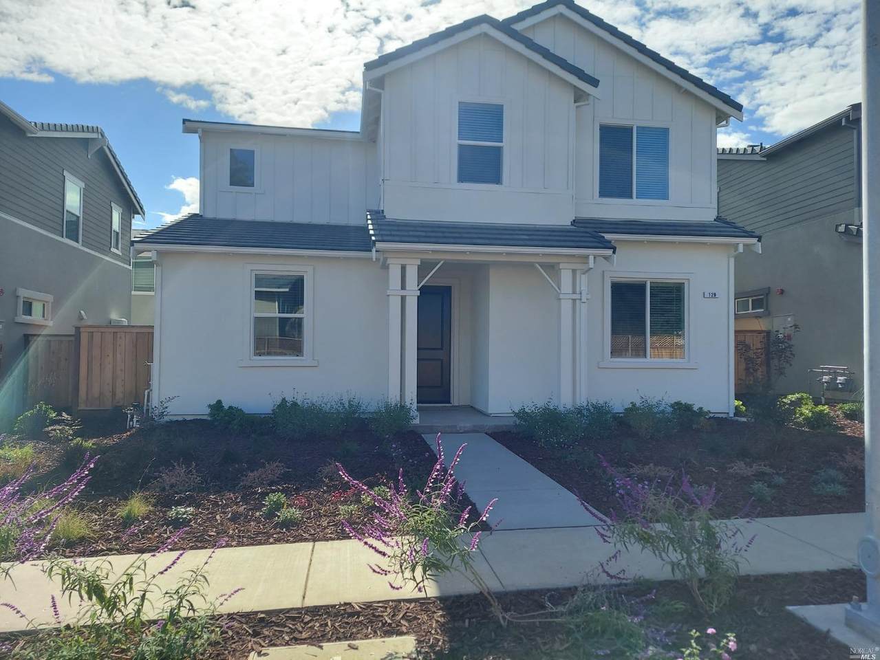 129 Sophia Court - Photo 1