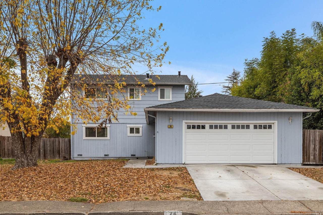 74 Allan Avenue - Photo 1