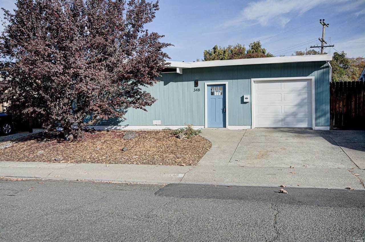 348 Cottonwood Drive - Photo 1