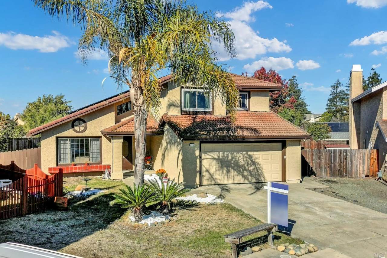 216 Ashby Place - Photo 1
